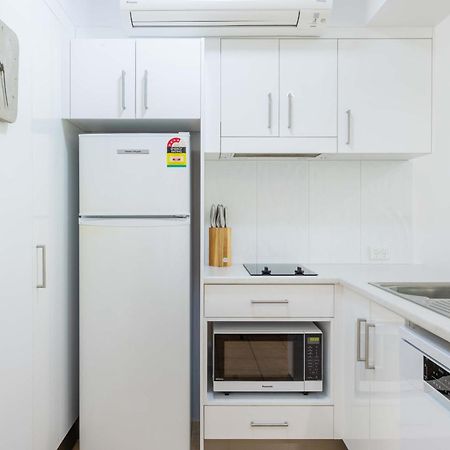 Port Douglas Apartments - Adults Only Oasis Extérieur photo