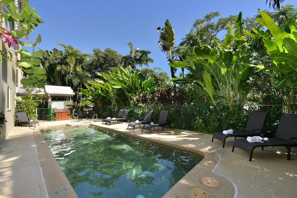 Port Douglas Apartments - Adults Only Oasis Extérieur photo