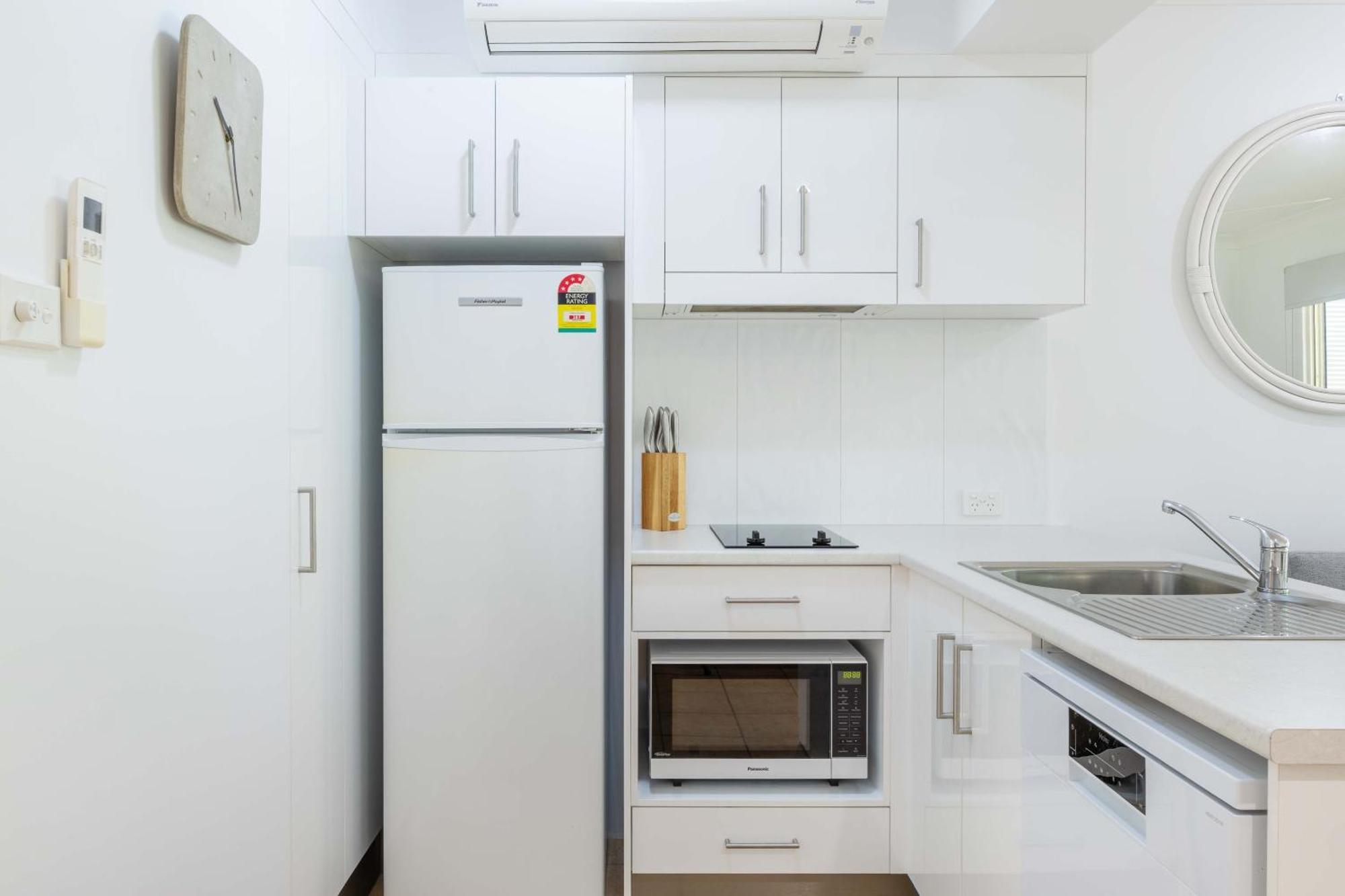 Port Douglas Apartments - Adults Only Oasis Extérieur photo